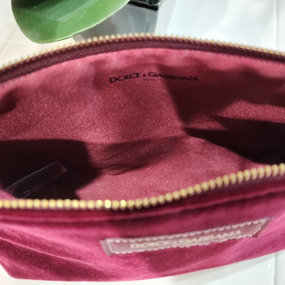 Dolce & Gabbana Maroon Velvet Cosmetic Zipper Pouch - Picture 3 of 7